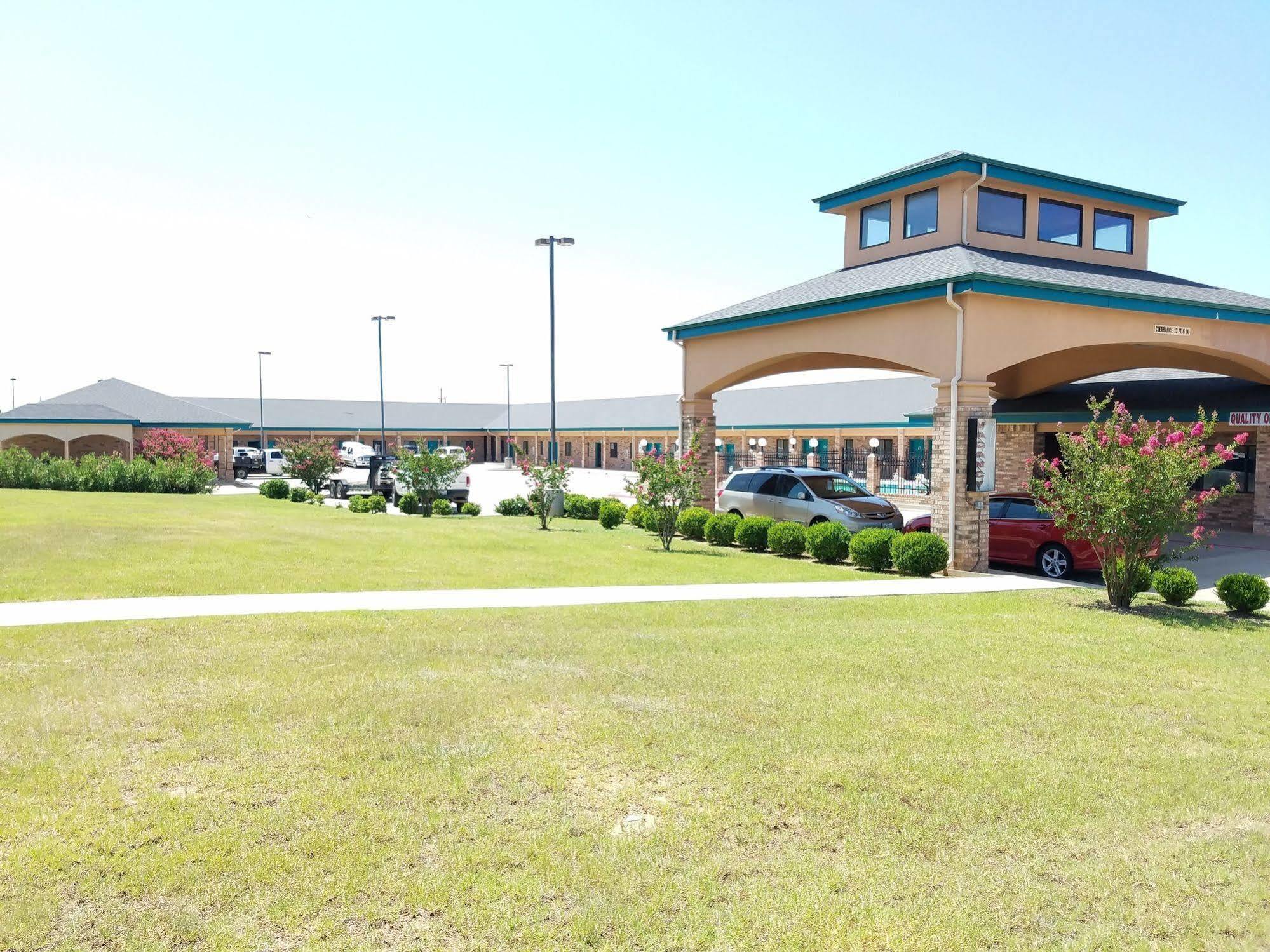 Quality One Motel Weatherford Exterior foto